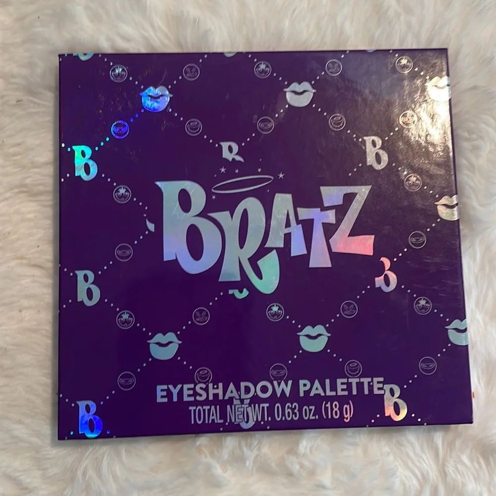 Brats combo Mask set‎ with a brats eyeshadow palette